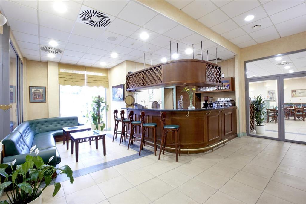 Campanile Lublin Hotel Buitenkant foto